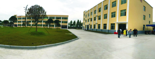 劉清偉：回鄉(xiāng)投資謀發(fā)展 助力經(jīng)濟(jì)惠民生